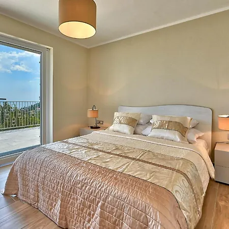 Carmen Nyaraló Abbázia