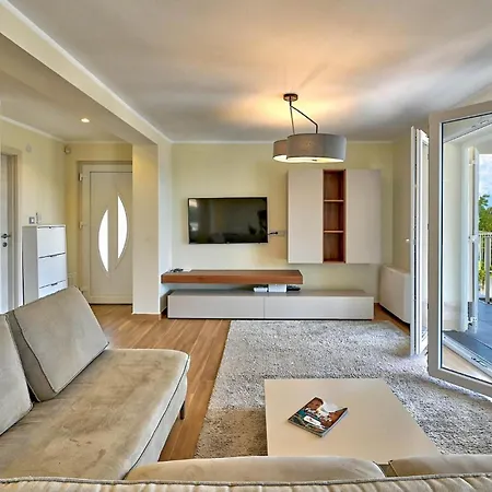 Nyaraló Carmen Abbázia